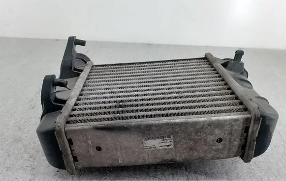 Audi A4 S4 B6 8E 8H Intercooler radiator 8E0145805S