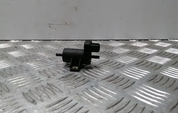 Renault Laguna II Vacuum valve 7700113709