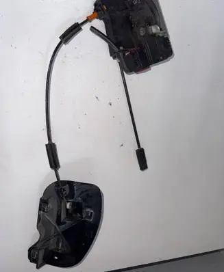 Opel Corsa C Front door lock 24434885