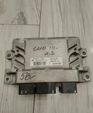 Renault Clio III Engine control unit/module ECU S120202120A