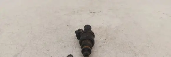 Audi A6 S6 C5 4B Fuel injector 0280150447