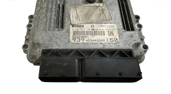 Alfa Romeo 156 Engine control unit/module 55204661 0281013138 4234A30AM