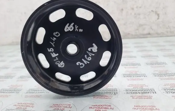 Volkswagen Golf V Crankshaft pulley 03C105255A