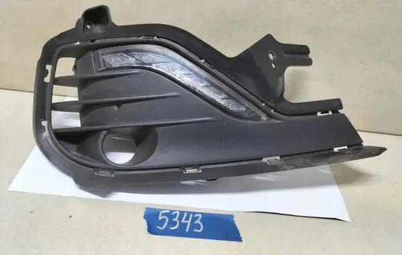 Hyundai i30 Front fog light 92208G42