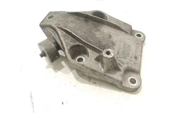 Nissan Navara D40 Engine mounting bracket 6777623 13992010