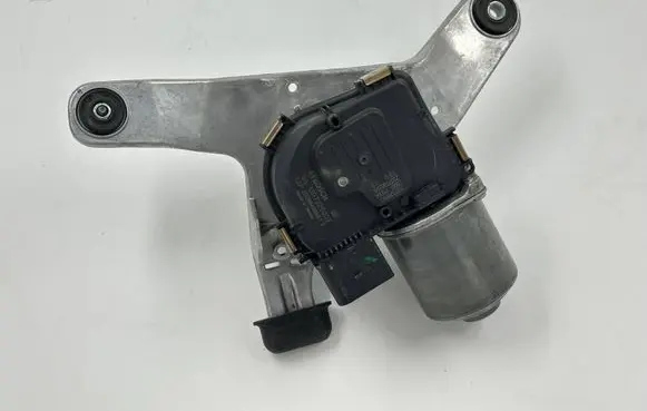 Peugeot 308 Wiper motor 3397022094 9844275780