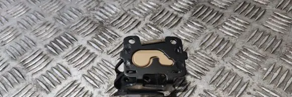 Porsche Macan (95B) Hook 95B861687