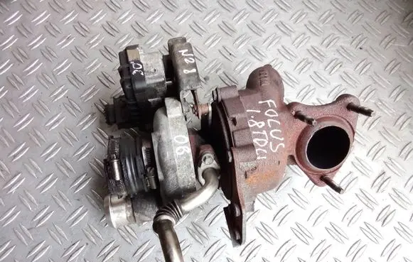 Ford Focus Turbo 7G9Q6K682BB