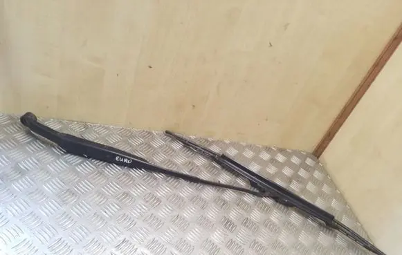Toyota Previa (XR30, XR40) II Windshield/front glass wiper blade 