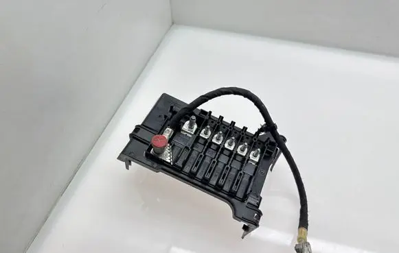 Volkswagen ID.4 Positive cable (battery) 1EA915345