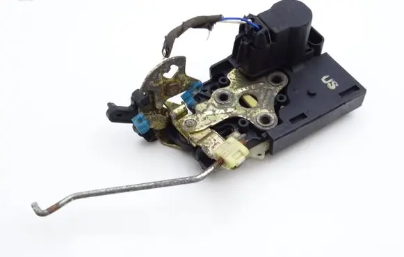 Chevrolet Rezzo Rear door lock 