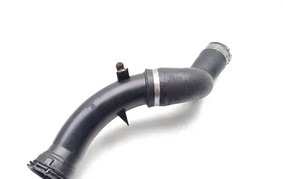BMW 1 F20 F21 Intercooler hose/pipe 7597587 15476810