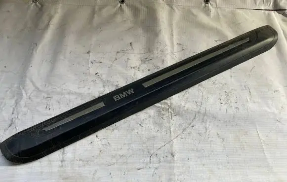 BMW 6 E63 E64 Side skirt front trim 7011076 22339910