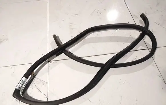 KIA Ceed Rubber seal front coupe door 