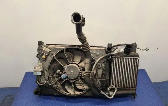 Dacia Logan I Coolant radiator
