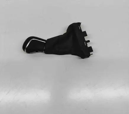 Toyota Yaris Cross Gear lever shifter trim leather/knob 33504K0030C0