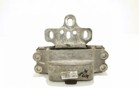 Volkswagen PASSAT B7 Engine mount bracket 1K0199555AT