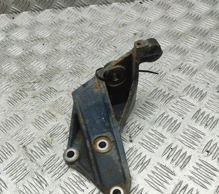 Iveco Daily 6th gen Engine mounting bracket 5801260396