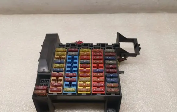 Audi A8 S8 D2 4D Fuse box set 4D0941824
