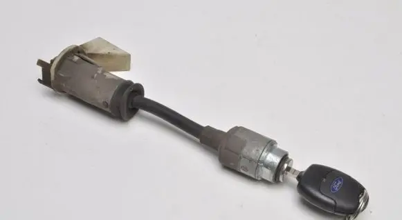 Ford Focus C-MAX Engine bonnet/hood lock release cable 
