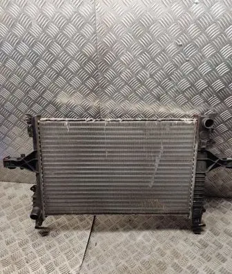 Coolant radiator
