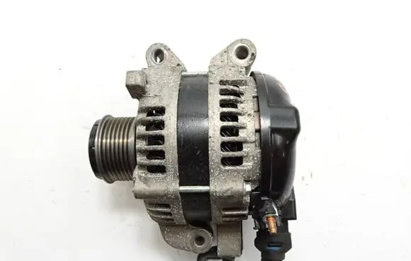 Toyota Verso Generator/alternator 4G0037R