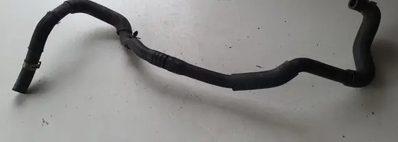 Lexus CT 200H Engine coolant pipe/hose
