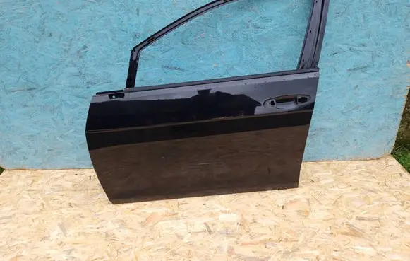 Volkswagen Golf VII Front door