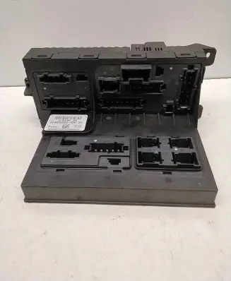Mercedes-Benz E W211 Fuse module 2115457001