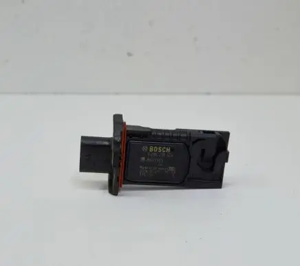 BMW 5 G30 G31 Mass air flow meter 8605565