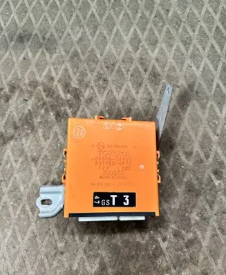 Lexus GS 300 350 430 450H Light module LCM 8994030080 0319000470