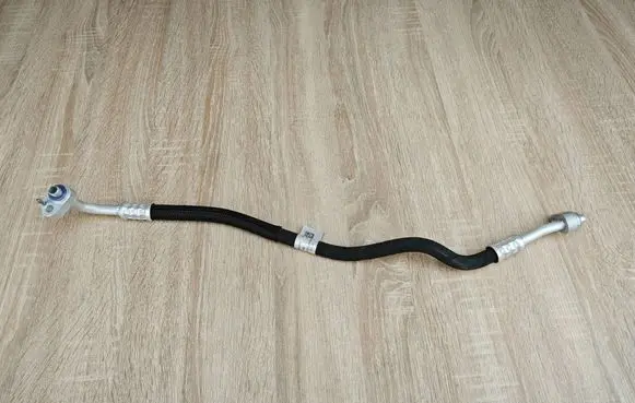 BMW X4 G02 Air conditioning (A/C) pipe/hose 9868419