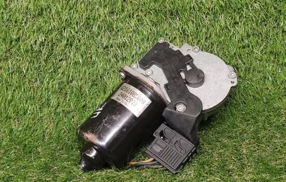 BMW X5 E53 Wiper motor 24012878 G2161085608