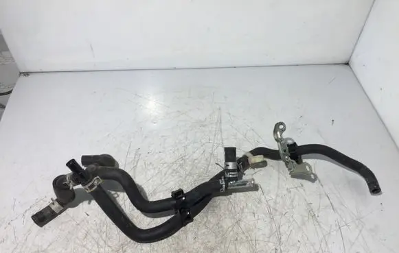Coolant pipe/hose