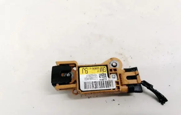 Opel Signum Airbag deployment crash/impact sensor 13102027