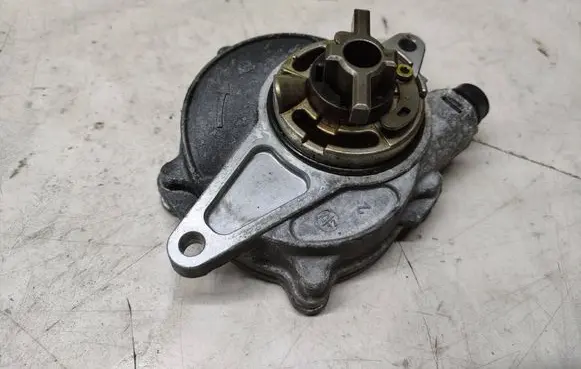 Volvo XC60 Vacuum pump 6G9N2A451AG