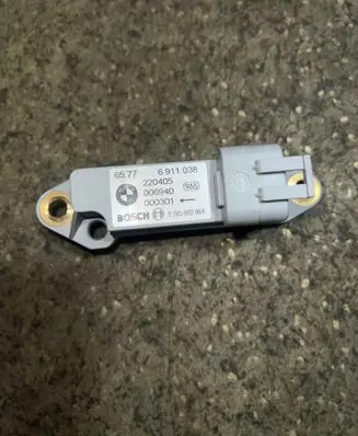 BMW X5 E53 Airbag deployment crash/impact sensor 6911038