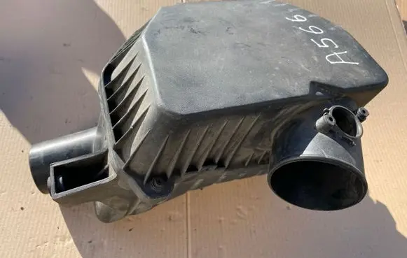 Air filter box