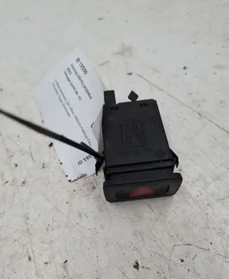 Volkswagen Golf IV Hazard light switch 1J0953235