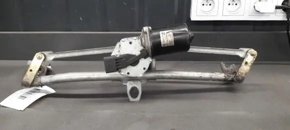 Seat Leon (1M) Front wiper linkage 1J0955325A