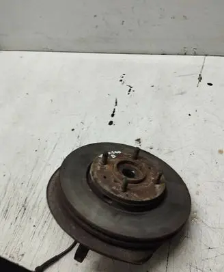 Volvo S40, V40 Front wheel hub spindle knuckle