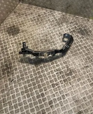 BMW 3 E92 E93 Front bumper mounting bracket 7227925