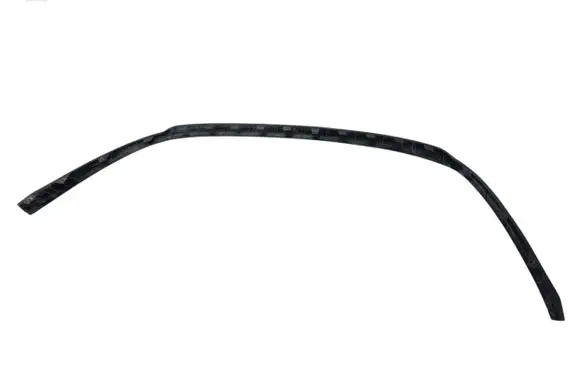 Front bumper lip