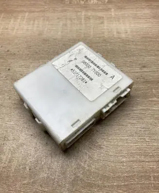 Nissan Maxima A34 Other control units/modules 988007Y000