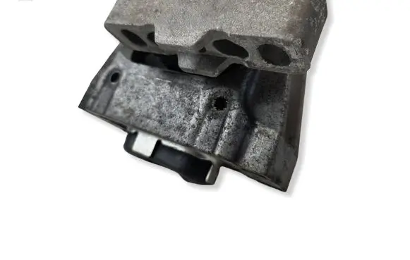 Skoda Octavia Mk3 (5E) Engine mount bracket 5Q0199262DE 07052015