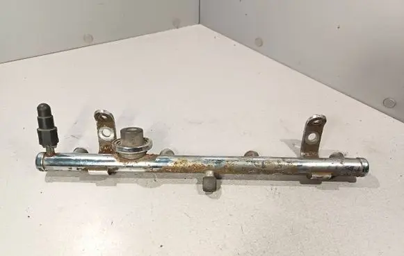 Chrysler 300M Fuel main line pipe 04591520AA 0408KE 04669470AB