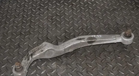 Nissan X-Trail T32 Rear upper control arm/wishbone