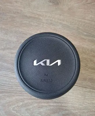 Steering wheel airbag