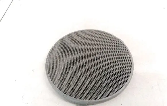 Side speaker trim/cover