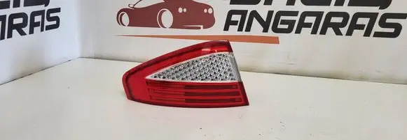 Ford Mondeo MK IV Rear/tail lights 7S7113405A